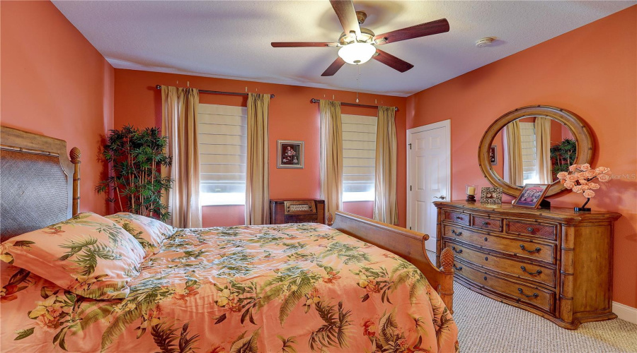 Apollo Beach, Florida 33572, 3 Bedroom Bedrooms, ,2 Bathroombathrooms,Residential,For Sale,Luminar Pointe,0,Mfrtb8480468