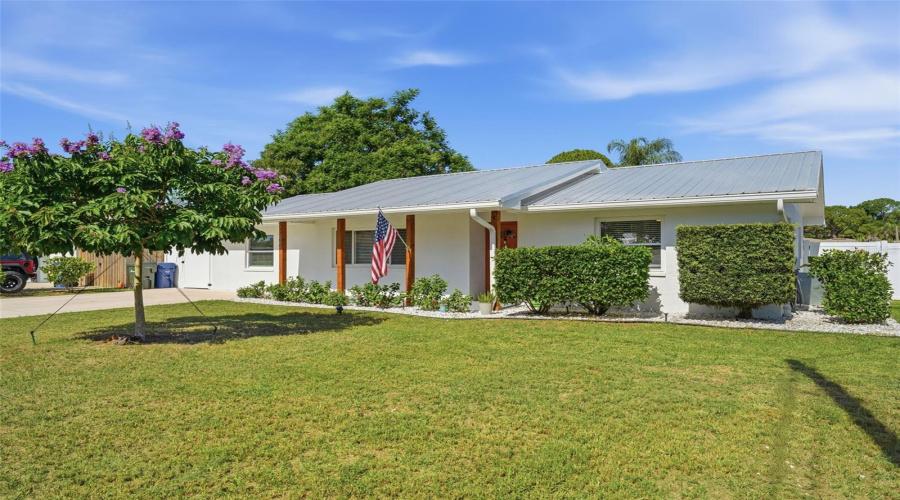 Sarasota, Florida 34232, 3 Bedroom Bedrooms, ,2 Bathroombathrooms,Residential,For Sale,Cambridge,0,Mfra4698789