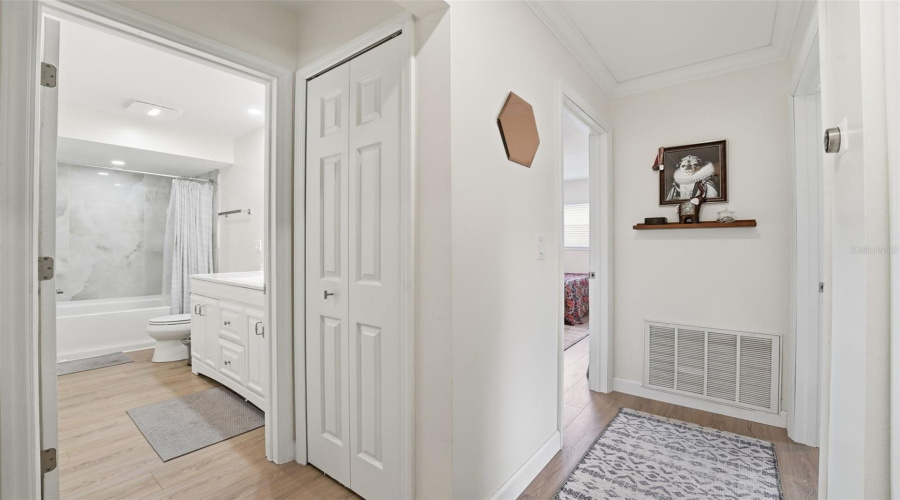 Sarasota, Florida 34232, 3 Bedroom Bedrooms, ,2 Bathroombathrooms,Residential,For Sale,Cambridge,0,Mfra4698789