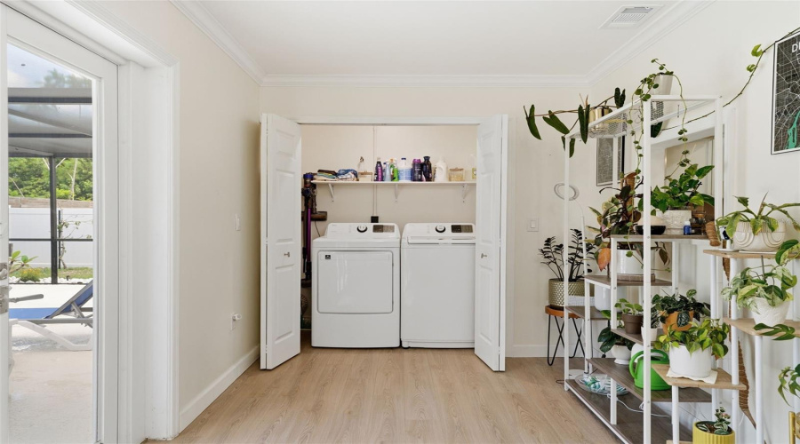Sarasota, Florida 34232, 3 Bedroom Bedrooms, ,2 Bathroombathrooms,Residential,For Sale,Cambridge,0,Mfra4698789
