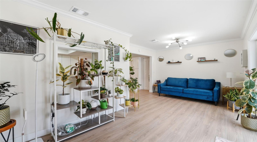 Sarasota, Florida 34232, 3 Bedroom Bedrooms, ,2 Bathroombathrooms,Residential,For Sale,Cambridge,0,Mfra4698789