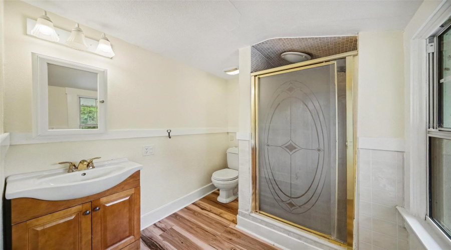 Brandon, Florida 33510, 4 Bedroom Bedrooms, ,5 Bathroombathrooms,Residential,For Sale,Windhorst,0,Mfro6431364
