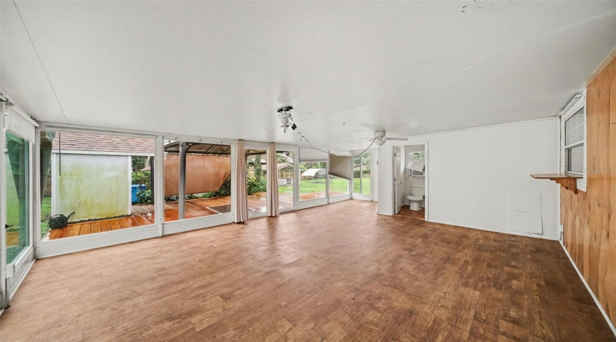 Brandon, Florida 33510, 4 Bedroom Bedrooms, ,5 Bathroombathrooms,Residential,For Sale,Windhorst,0,Mfro6431364