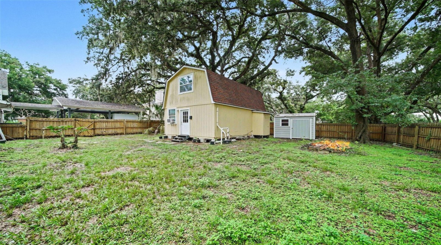 Brandon, Florida 33510, 4 Bedroom Bedrooms, ,5 Bathroombathrooms,Residential,For Sale,Windhorst,0,Mfro6431364
