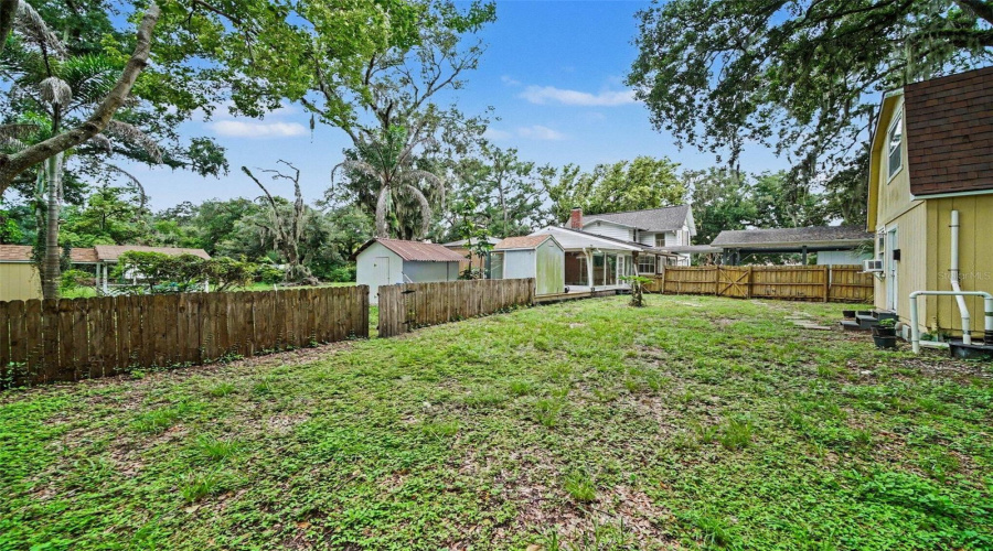 Brandon, Florida 33510, 4 Bedroom Bedrooms, ,5 Bathroombathrooms,Residential,For Sale,Windhorst,0,Mfro6431364