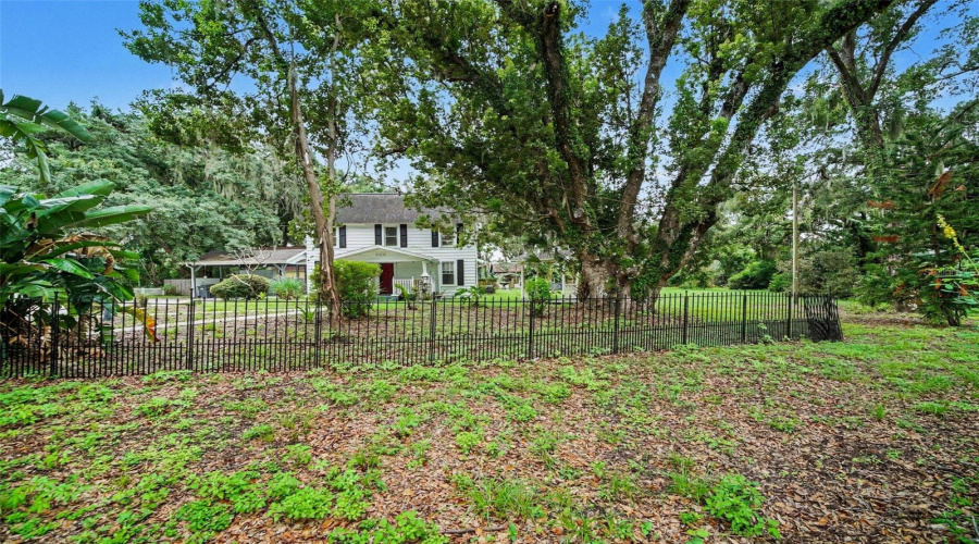 Brandon, Florida 33510, 4 Bedroom Bedrooms, ,5 Bathroombathrooms,Residential,For Sale,Windhorst,0,Mfro6431364