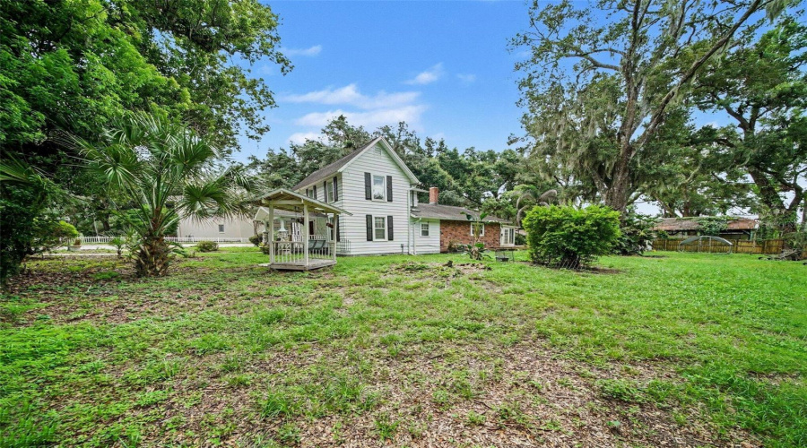 Brandon, Florida 33510, 4 Bedroom Bedrooms, ,5 Bathroombathrooms,Residential,For Sale,Windhorst,0,Mfro6431364