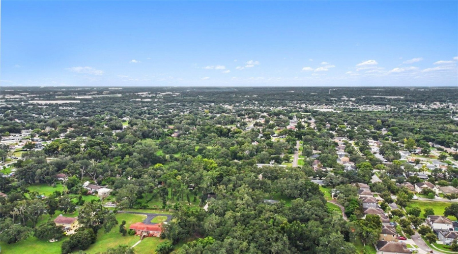 Brandon, Florida 33510, 4 Bedroom Bedrooms, ,5 Bathroombathrooms,Residential,For Sale,Windhorst,0,Mfro6431364