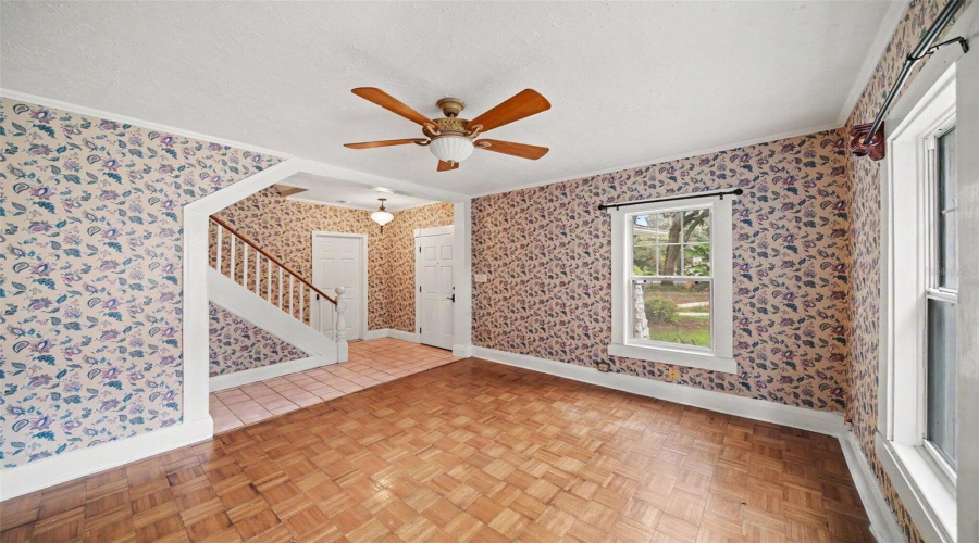 Brandon, Florida 33510, 4 Bedroom Bedrooms, ,5 Bathroombathrooms,Residential,For Sale,Windhorst,0,Mfro6431364