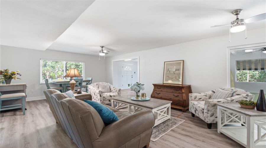 Largo, Florida 33770, 3 Bedroom Bedrooms, ,2 Bathroombathrooms,Residential,For Sale,Adele,0,Mfrtb8534025