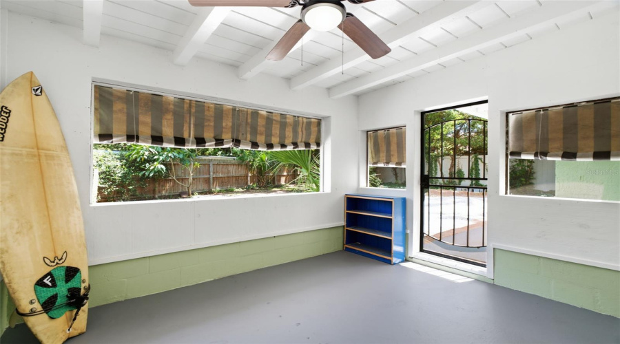 Largo, Florida 33770, 3 Bedroom Bedrooms, ,2 Bathroombathrooms,Residential,For Sale,Adele,0,Mfrtb8534025