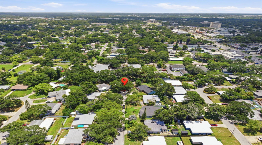 Largo, Florida 33770, 3 Bedroom Bedrooms, ,2 Bathroombathrooms,Residential,For Sale,Adele,0,Mfrtb8534025
