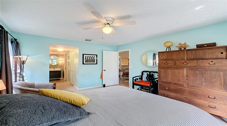 Sarasota, Florida 34231, 2 Bedroom Bedrooms, ,2 Bathroombathrooms,Residential,For Sale,Pelican Cove,0,Mfra4684670