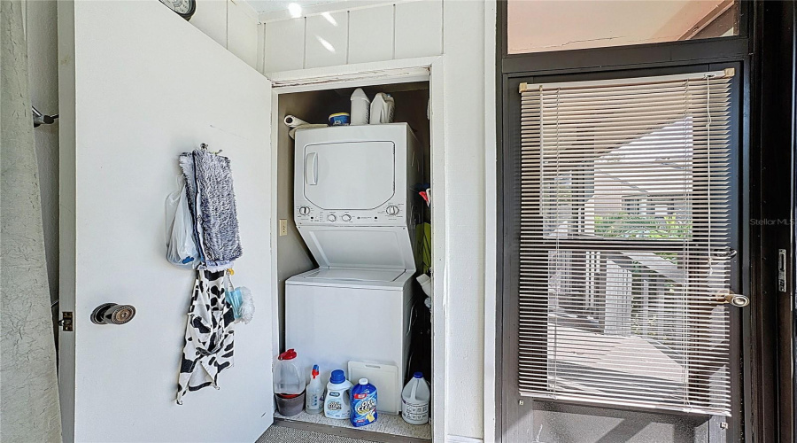 Sarasota, Florida 34231, 2 Bedroom Bedrooms, ,2 Bathroombathrooms,Residential,For Sale,Pelican Cove,0,Mfra4684670