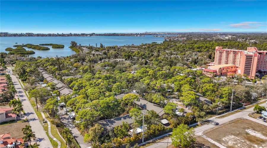 Sarasota, Florida 34231, 2 Bedroom Bedrooms, ,2 Bathroombathrooms,Residential,For Sale,Pelican Cove,0,Mfra4684670
