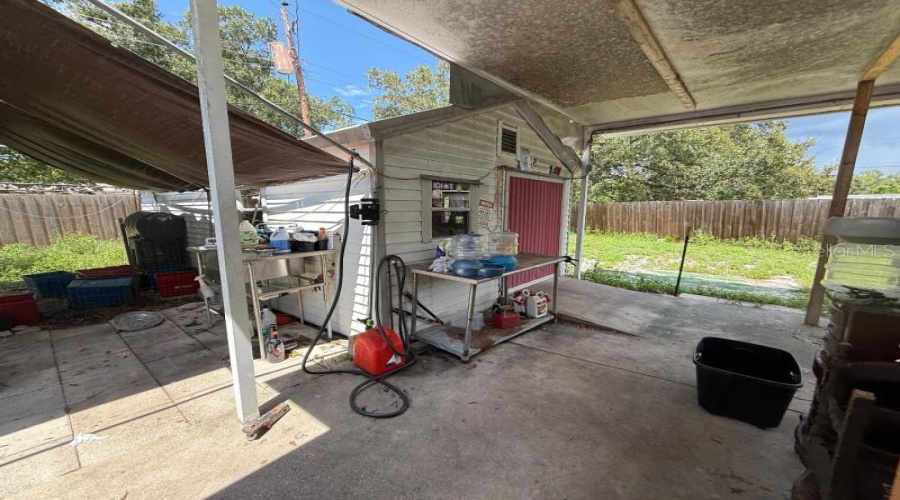 Sarasota, Florida 34232, 4 Bedroom Bedrooms, ,2 Bathroombathrooms,Residential,For Sale,Taro,0,Mfrtb8542844