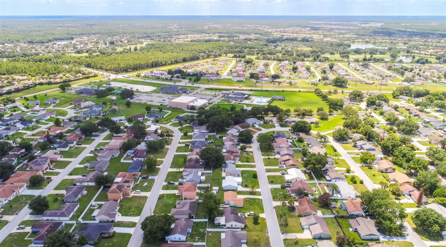 Kissimmee, Florida 34759, 2 Bedroom Bedrooms, ,2 Bathroombathrooms,Residential,For Sale,Ball,0,Mfrl4962616