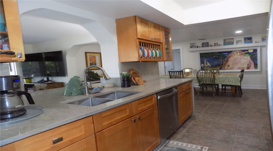 Alt. Kitchen View / Interior