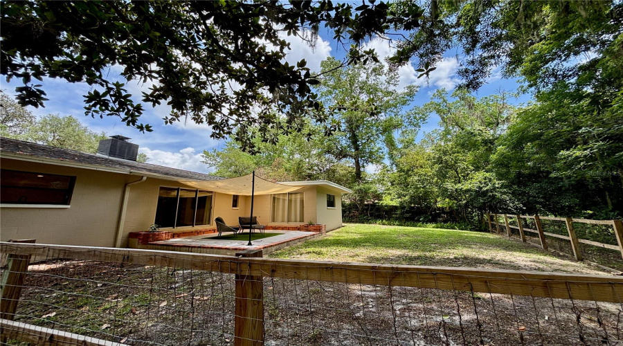 Gainesville, Florida 32606, 4 Bedroom Bedrooms, ,2 Bathroombathrooms,Residential,For Sale,33Rd,0,Mfrgc540583