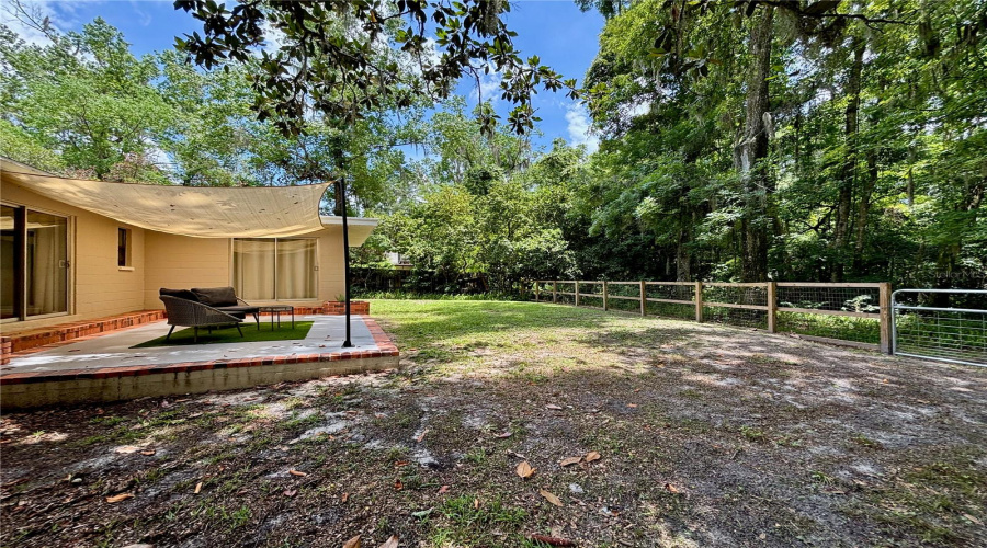 Gainesville, Florida 32606, 4 Bedroom Bedrooms, ,2 Bathroombathrooms,Residential,For Sale,33Rd,0,Mfrgc540583