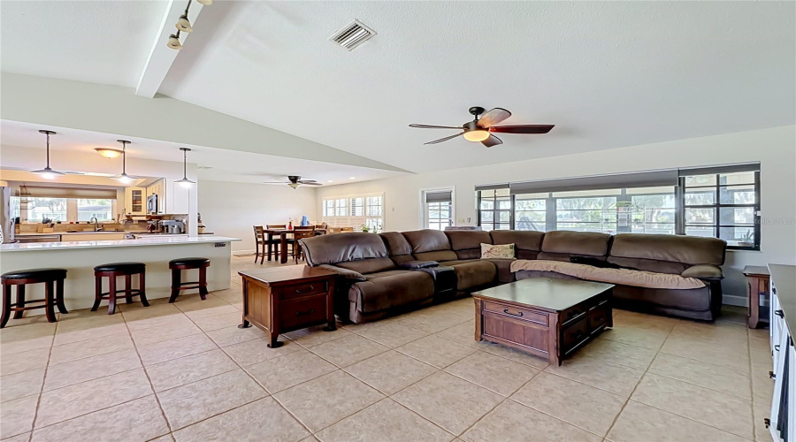 Inverness, Florida 34450, 2 Bedroom Bedrooms, ,2 Bathroombathrooms,Residential,For Sale,Cresco,0,Mfrom722946