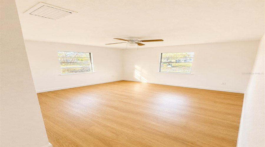 Land O Lakes, Florida 34638, 3 Bedroom Bedrooms, ,2 Bathroombathrooms,Residential,For Sale,Vine,0,Mfrtb8478067