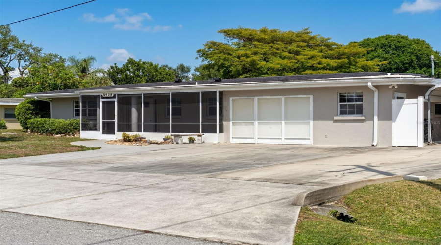 Sarasota, Florida 34231, 3 Bedroom Bedrooms, ,2 Bathroombathrooms,Residential,For Sale,Murdock,0,Mfra4687404