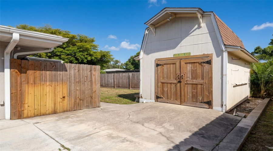 Sarasota, Florida 34231, 3 Bedroom Bedrooms, ,2 Bathroombathrooms,Residential,For Sale,Murdock,0,Mfra4687404