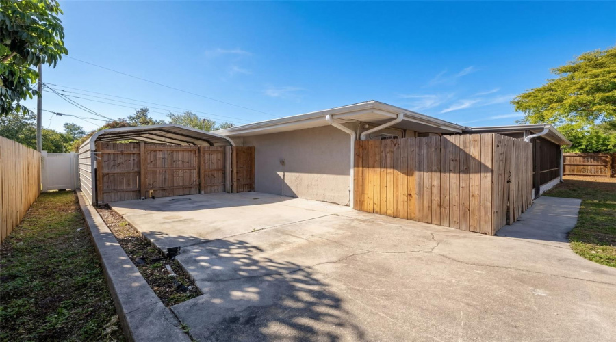 Sarasota, Florida 34231, 3 Bedroom Bedrooms, ,2 Bathroombathrooms,Residential,For Sale,Murdock,0,Mfra4687404