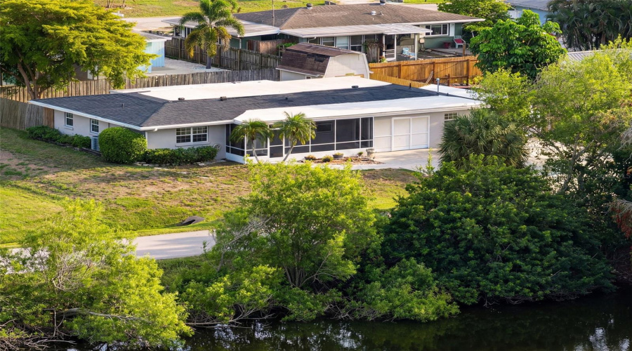 Sarasota, Florida 34231, 3 Bedroom Bedrooms, ,2 Bathroombathrooms,Residential,For Sale,Murdock,0,Mfra4687404