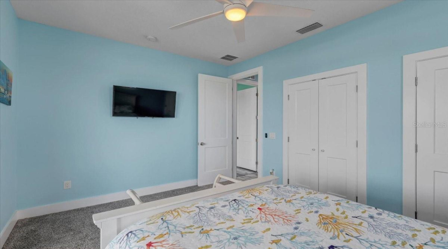 Hernando Beach, Florida 34607, 5 Bedroom Bedrooms, ,3 Bathroombathrooms,Residential,For Sale,5Th Isle,0,Mfrtb8542874