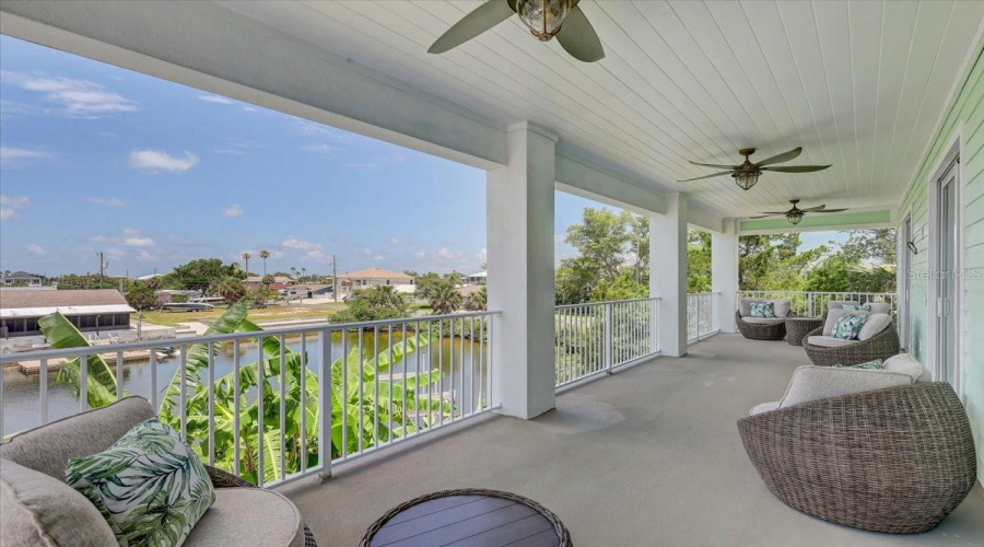 Hernando Beach, Florida 34607, 5 Bedroom Bedrooms, ,3 Bathroombathrooms,Residential,For Sale,5Th Isle,0,Mfrtb8542874