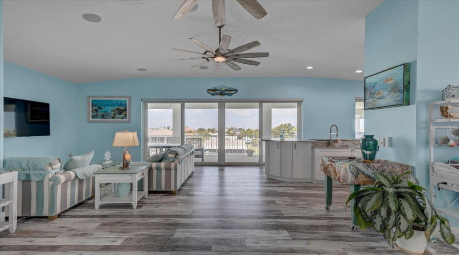 Hernando Beach, Florida 34607, 5 Bedroom Bedrooms, ,3 Bathroombathrooms,Residential,For Sale,5Th Isle,0,Mfrtb8542874