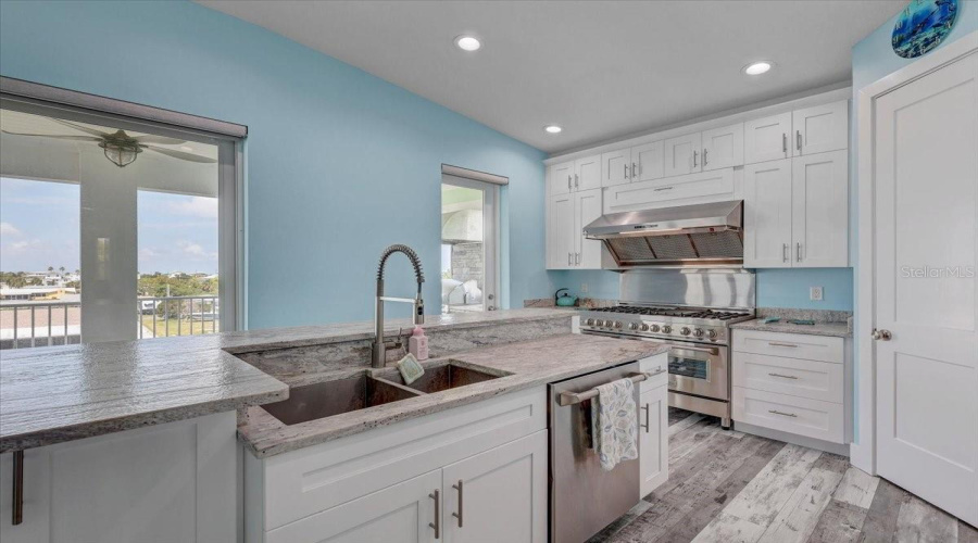 Hernando Beach, Florida 34607, 5 Bedroom Bedrooms, ,3 Bathroombathrooms,Residential,For Sale,5Th Isle,0,Mfrtb8542874