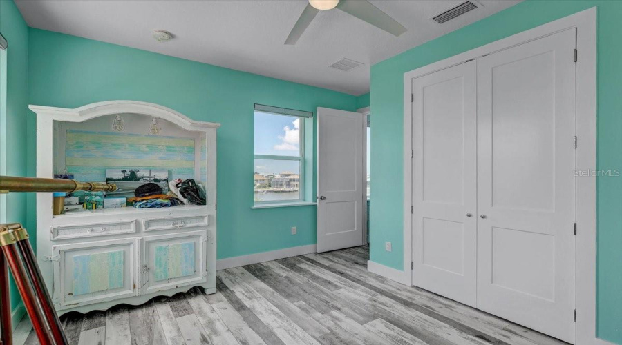 Hernando Beach, Florida 34607, 5 Bedroom Bedrooms, ,3 Bathroombathrooms,Residential,For Sale,5Th Isle,0,Mfrtb8542874