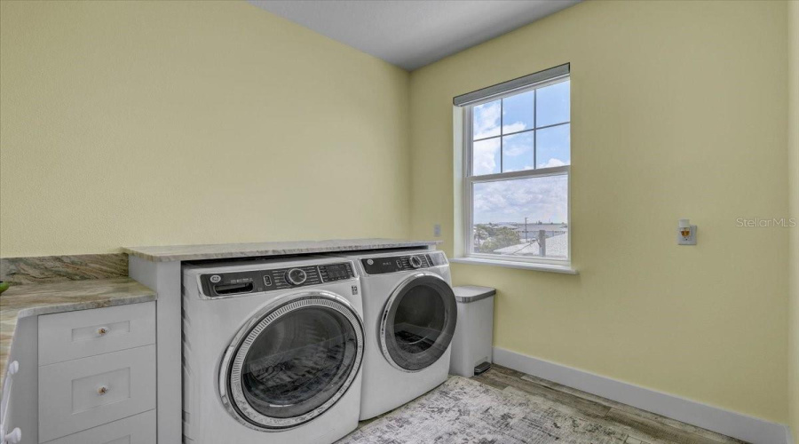 Hernando Beach, Florida 34607, 5 Bedroom Bedrooms, ,3 Bathroombathrooms,Residential,For Sale,5Th Isle,0,Mfrtb8542874
