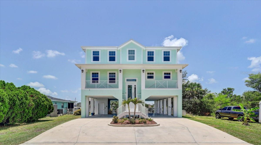 Hernando Beach, Florida 34607, 5 Bedroom Bedrooms, ,3 Bathroombathrooms,Residential,For Sale,5Th Isle,0,Mfrtb8542874