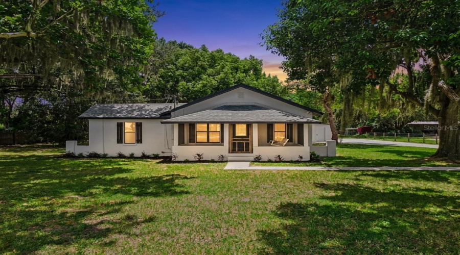 Auburndale, Florida 33823, 3 Bedroom Bedrooms, ,2 Bathroombathrooms,Residential,For Sale,Denton,0,Mfro6433228
