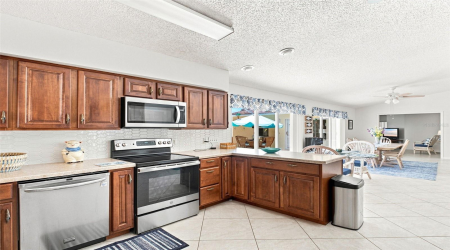 Tarpon Springs, Florida 34689, 4 Bedroom Bedrooms, ,4 Bathroombathrooms,Residential,For Sale,Florida,0,Mfrtb8535842