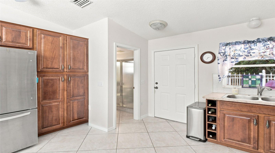 Tarpon Springs, Florida 34689, 4 Bedroom Bedrooms, ,4 Bathroombathrooms,Residential,For Sale,Florida,0,Mfrtb8535842