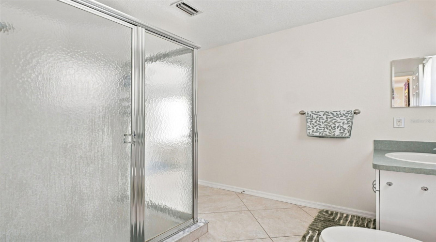 Tarpon Springs, Florida 34689, 4 Bedroom Bedrooms, ,4 Bathroombathrooms,Residential,For Sale,Florida,0,Mfrtb8535842