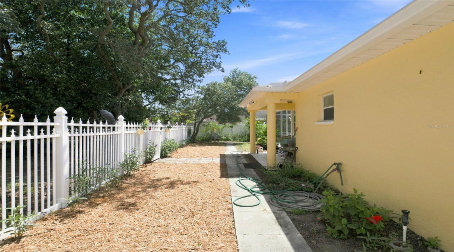 Tarpon Springs, Florida 34689, 4 Bedroom Bedrooms, ,4 Bathroombathrooms,Residential,For Sale,Florida,0,Mfrtb8535842