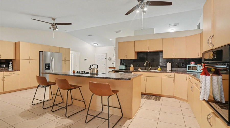 Valrico, Florida 33596, 5 Bedroom Bedrooms, ,2 Bathroombathrooms,Residential,For Sale,Spring Way,0,Mfrtb8500960