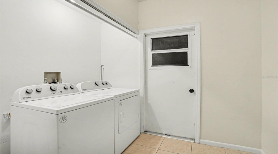 Valrico, Florida 33596, 5 Bedroom Bedrooms, ,2 Bathroombathrooms,Residential,For Sale,Spring Way,0,Mfrtb8500960