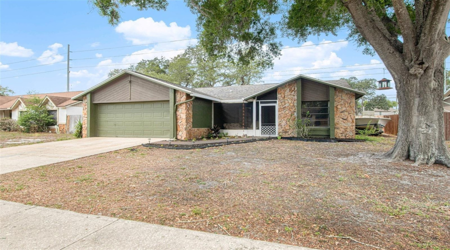 Valrico, Florida 33596, 5 Bedroom Bedrooms, ,2 Bathroombathrooms,Residential,For Sale,Spring Way,0,Mfrtb8500960