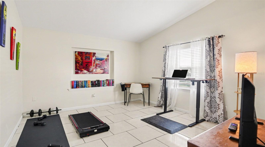 Valrico, Florida 33596, 5 Bedroom Bedrooms, ,2 Bathroombathrooms,Residential,For Sale,Spring Way,0,Mfrtb8500960