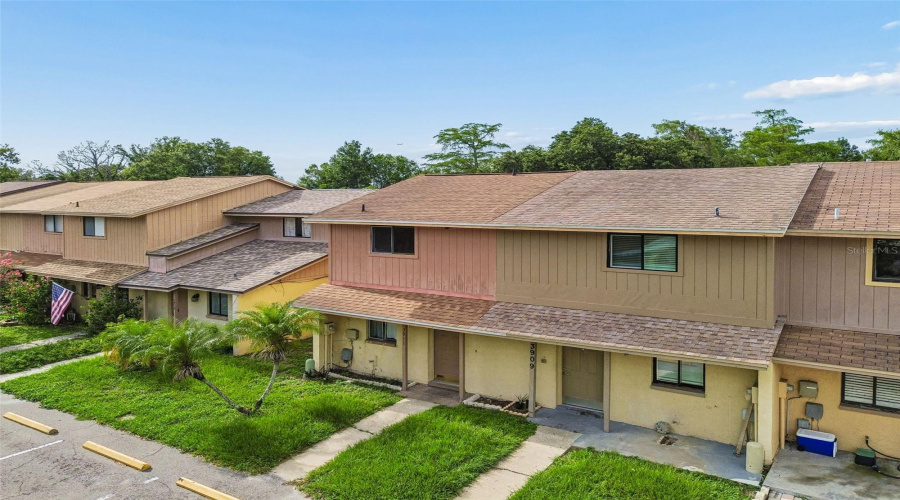 Tampa, Florida 33614, 2 Bedroom Bedrooms, ,1 Bathroombathrooms,Residential,For Sale,Oak Limb,0,Mfrtb8529951