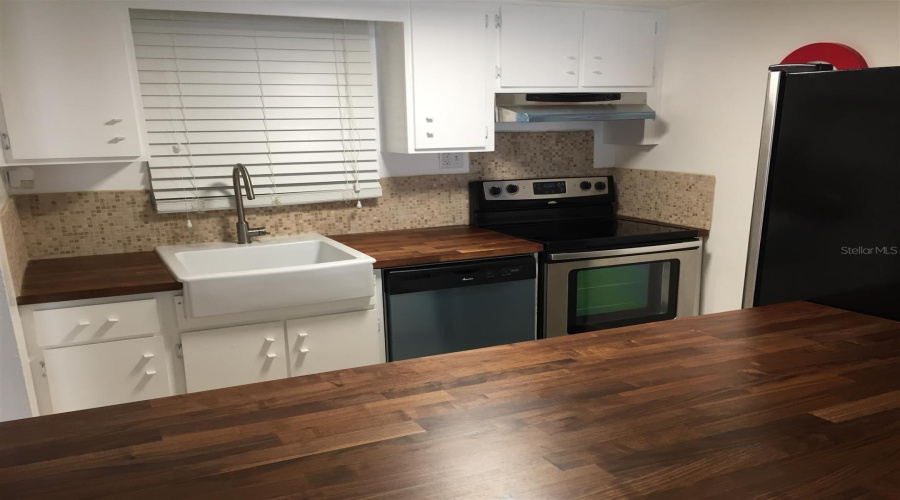 Altamonte Springs, Florida 32701, 1 Bedroom Bedrooms, ,1 Bathroombathrooms,Residential,For Sale,Maitland,0,Mfrtb8522461