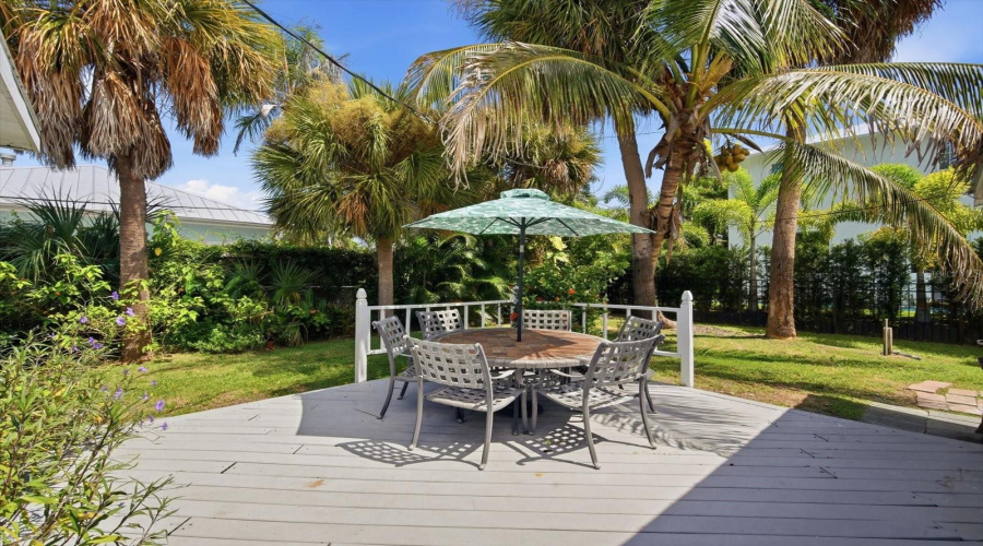 Holmes Beach, Florida 34217, 3 Bedroom Bedrooms, ,2 Bathroombathrooms,Residential,For Sale,75Th,0,Mfra4700904