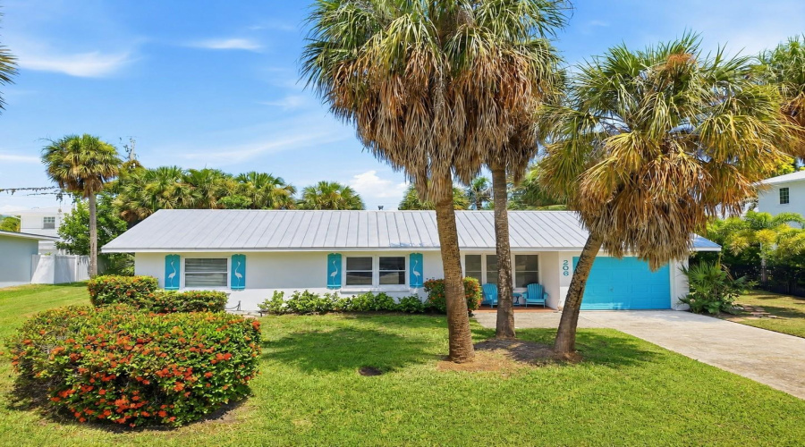 Holmes Beach, Florida 34217, 3 Bedroom Bedrooms, ,2 Bathroombathrooms,Residential,For Sale,75Th,0,Mfra4700904